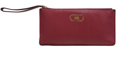 Pochette, vista frontal